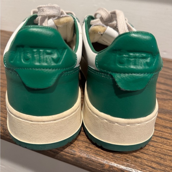 Autry Medalist Green and White Sneakers Sz 39 - Picture 5 of 7
